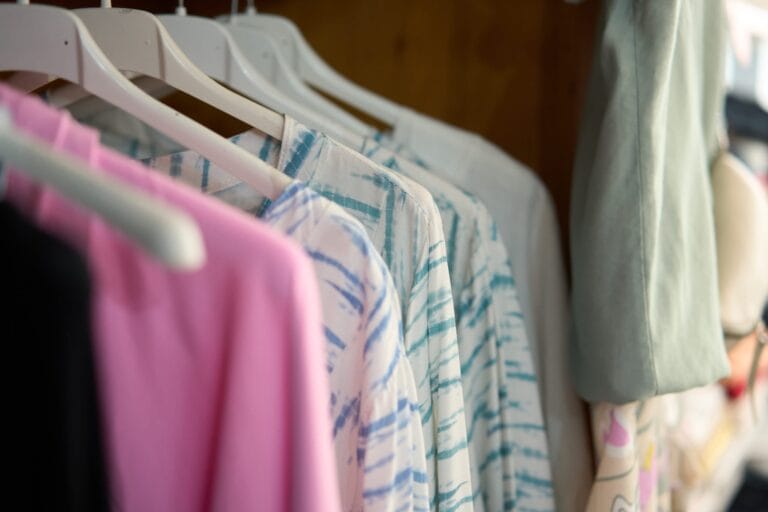 Produktionshalle mit Maschinenpark – Industriefotografie in Mannheim.